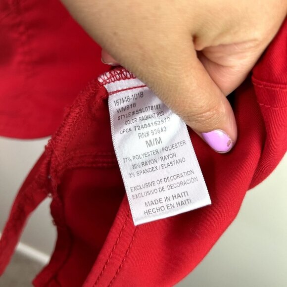 Scrubstar red short sleeve scrubs‎ size medium - Picture 4 of 7